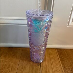 Starbucks Iridescent Lavender Faceted Tumbler with Straw